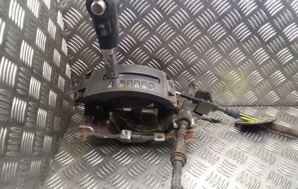 Hyundai Terracan Gear shifter/selector