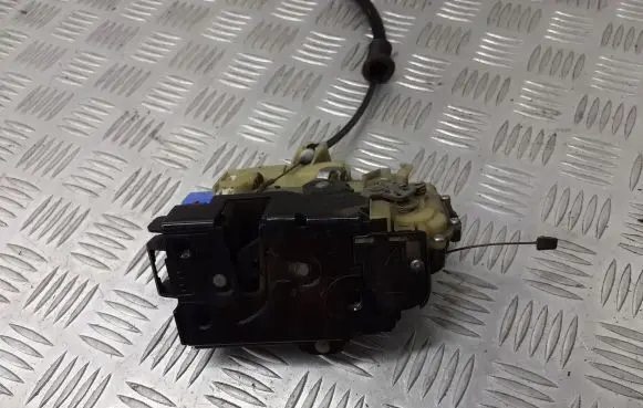 Seat Ibiza III (6L) Front door lock 3B1837016CC