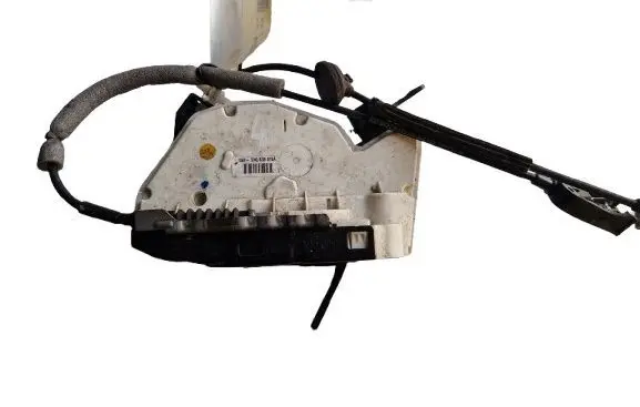 Volkswagen Tiguan Sliding door lock 5N0839015A