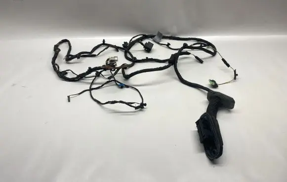 BMW 5 F10 F11 Front door wiring loom 9240852 1670537
