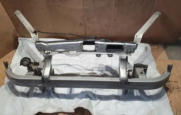 Mercedes-Benz Vaneo W414 Radiator support slam panel A4146200035