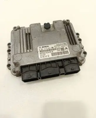 Peugeot 308 Engine control unit/module 9664843780 0281013872 9653958980