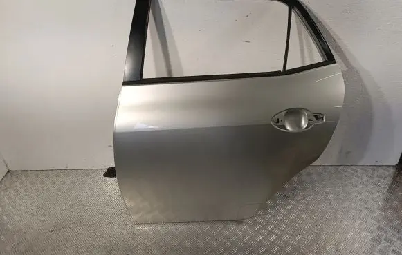 Toyota Auris 150 Rear door 6700402260