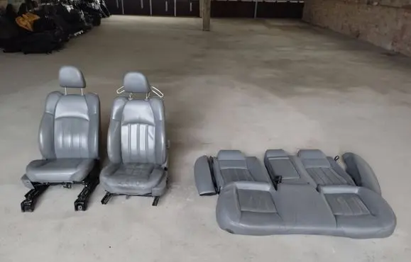 Chrysler 300 - 300C Interior set 