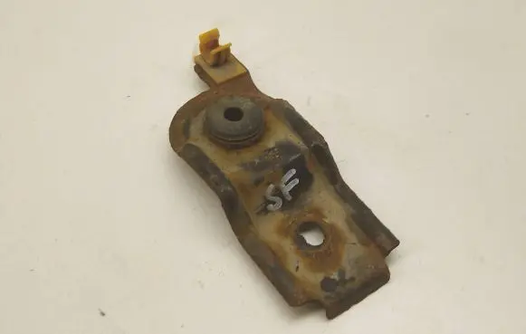 Subaru Forester SF Radiator mount bracket