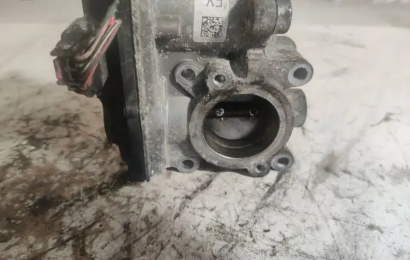 Renault Captur Throttle valve 161206038R 201171233 158002R09