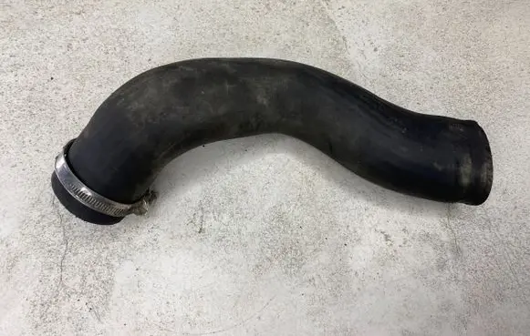 Nissan Pathfinder R51 Intercooler hose/pipe