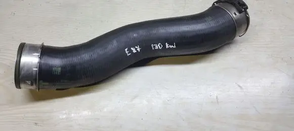 BMW 1 E81 E87 Intercooler hose/pipe 1161780275201 780275201 11884414