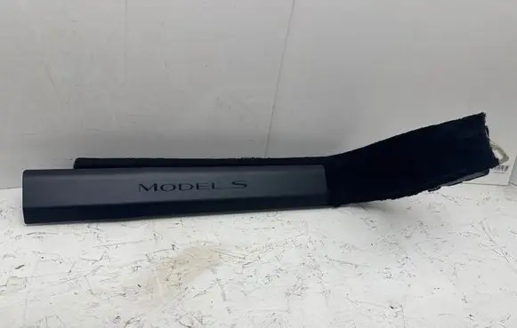 Tesla Model S Front sill trim cover 156607500D