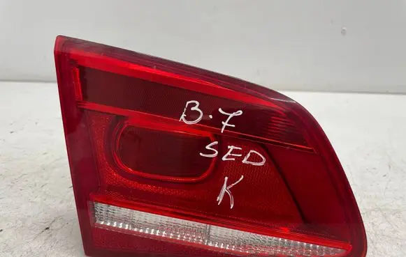 Volkswagen PASSAT B7 Tailgate rear/tail lights 3AE945093K
