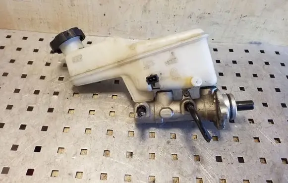 KIA Sportage Master brake cylinder