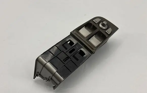 Jaguar XK - XKR Electric window control switch 8W8314540AC 10001251