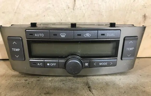 Toyota Avensis T250 Climate control unit 5590005160 MB1465700792 5590205050F