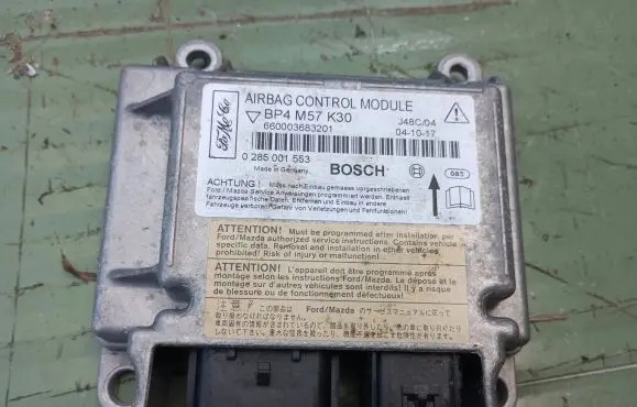 Mazda 3 I Airbag control unit/module 0285001553 BP4M57K30 660003683201