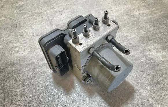 Ford Transit ABS Pump KK212B373AN 970204 21032021275