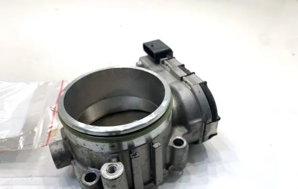 Mercedes-Benz GLE W167 Engine shut-off valve A2561410025