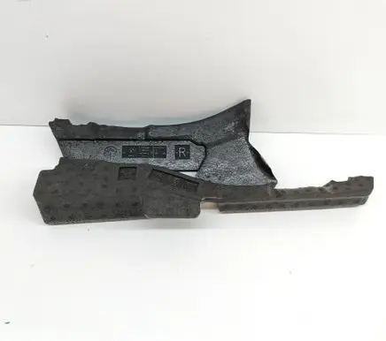BMW 5 G30 G31 G38 Other trunk/boot trim element 7418298 7418297