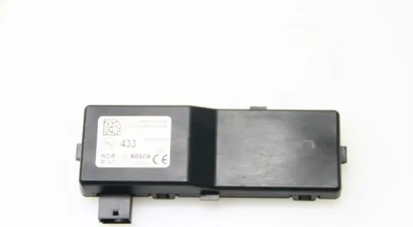 Opel Mokka Door central lock control unit/module 13503204