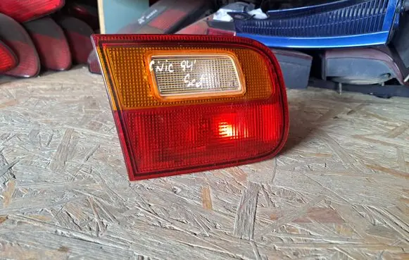 Honda Civic Tailgate rear/tail lights 0431132