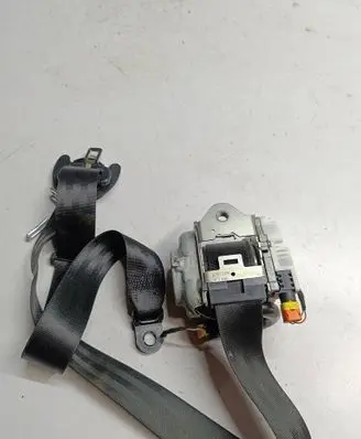 Audi Q2 - Front seatbelt 81A857706 34213002C 1306180