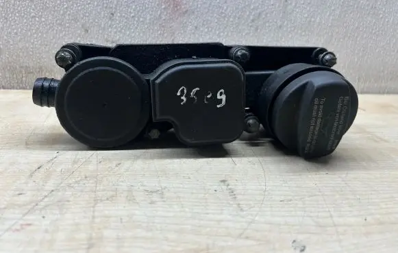 Mercedes-Benz E W211 Breather valve 
