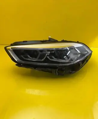 BMW 1 F40 Headlight/headlamp 5A1E083-02