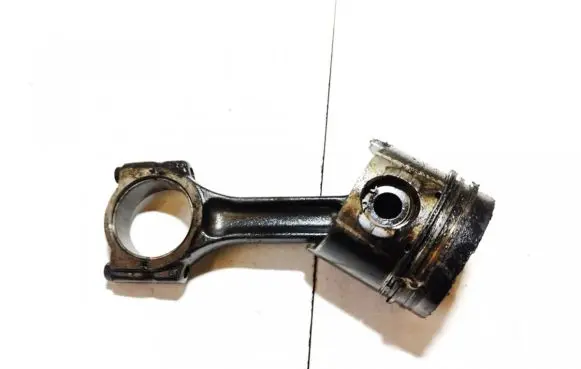 Renault Laguna I Piston with connecting rod