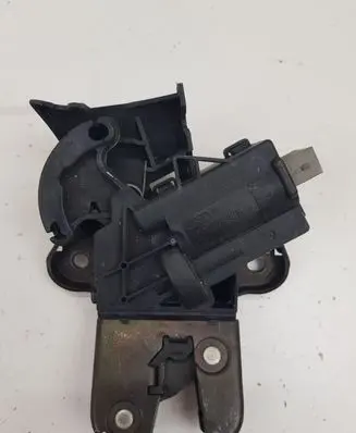 Audi A6 S6 C6 4F Tailgate/trunk/boot lock/catch/latch 4F5827505C