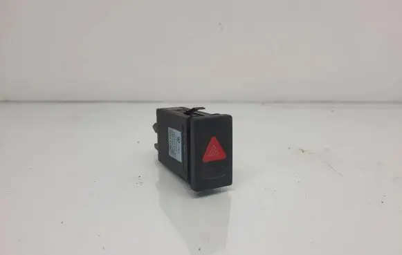 Volkswagen PASSAT B5 Hazard light switch 3B0953235D PA66GF30