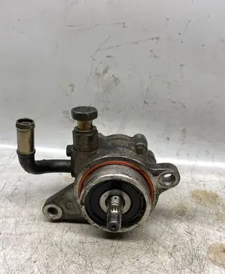 Nissan X-Trail T30 Power steering pump 8h800 45202195