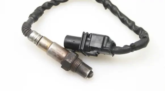 KIA Carens II Lambda probe sensor 393502A400