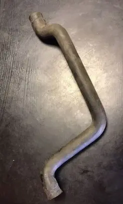 BMW 5 E34 Engine coolant pipe/hose 1384746