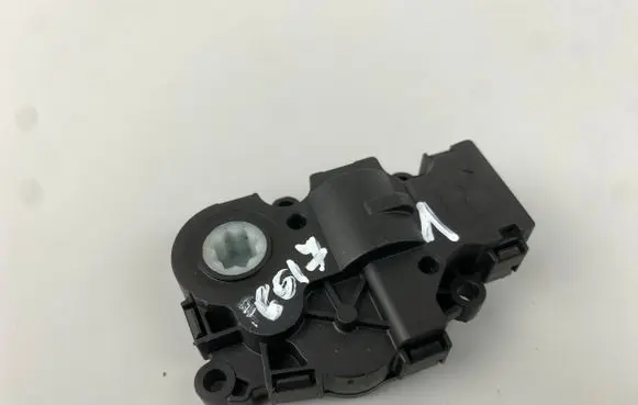 Mini Cooper Countryman F60 Air flap motor/actuator CZ113930