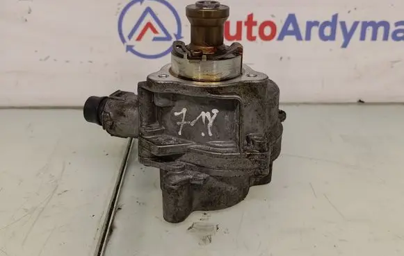 Vacuum pump