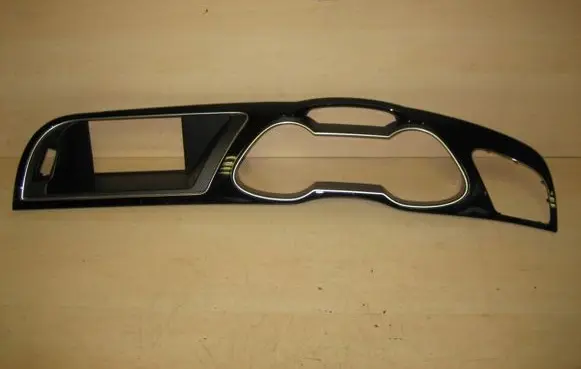 Radio/GPS head unit trim