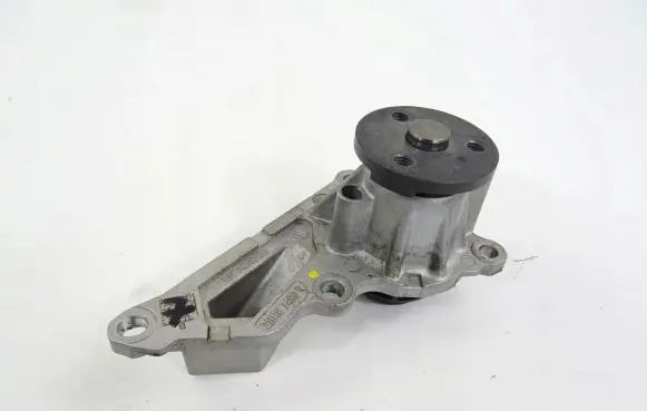 Nissan Qashqai Water pump 210107490R