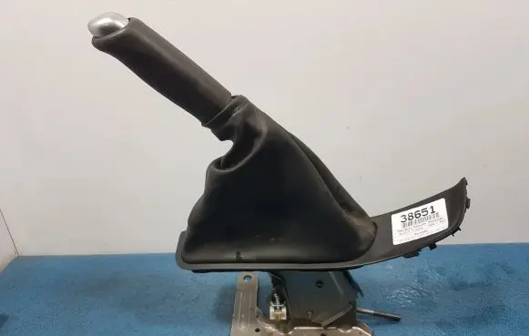 Renault Fluence Handbrake/parking brake lever assembly