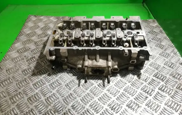 Volkswagen Golf VII Engine head 04E103404T