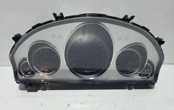 Mercedes-Benz E W212 Speedometer (instrument cluster) A2129001308 A2129012000 A2129026203