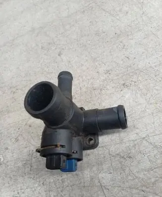 Volkswagen PASSAT B3 Engine coolant pipe/hose Pa66gf30 100719