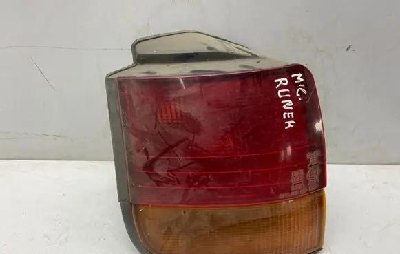 Mitsubishi Space Runner Rear/tail lights