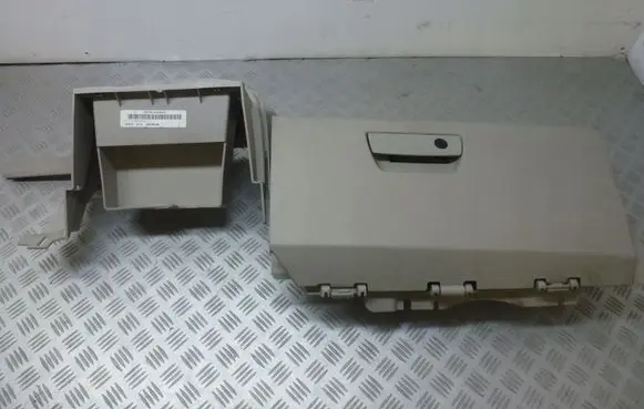 Chrysler Grand Voyager V Glove box set 