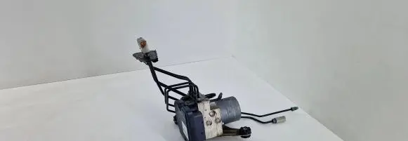 BMW 7 F01 F02 F03 F04 ABS Pump 6868339 6868341 3452686834101