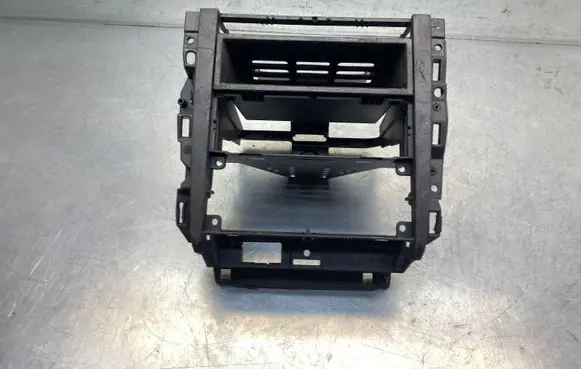 BMW 7 E65 E66 Radio/GPS head unit trim 1J1858069 1J1858071 D300138