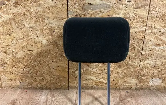 Ford Focus Rear seat headrest 
