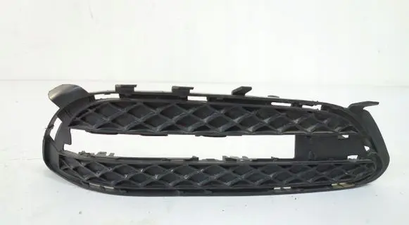 Mercedes-Benz E W212 Front bumper lower grill A2128851823
