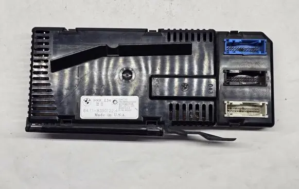 BMW 5 E34 Comfort/convenience module 83901224 641183901224