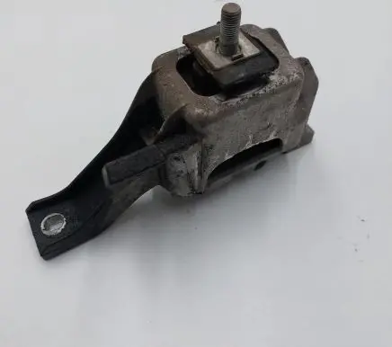 Mini Cooper Countryman R60 Engine mount bracket 6851173