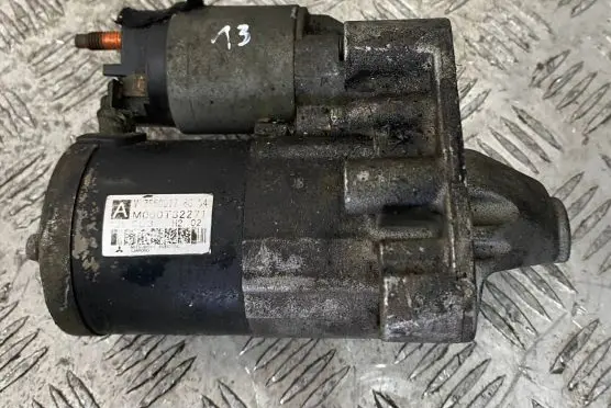 Citroen C4 I Starter motor M000T32271 CITROENC4