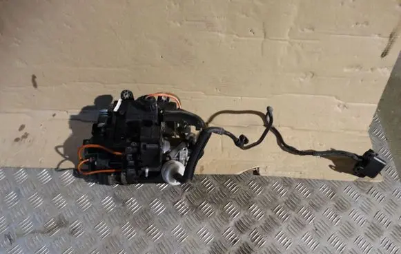 Porsche Cayenne (9Y0 9Y3) Other under body part 